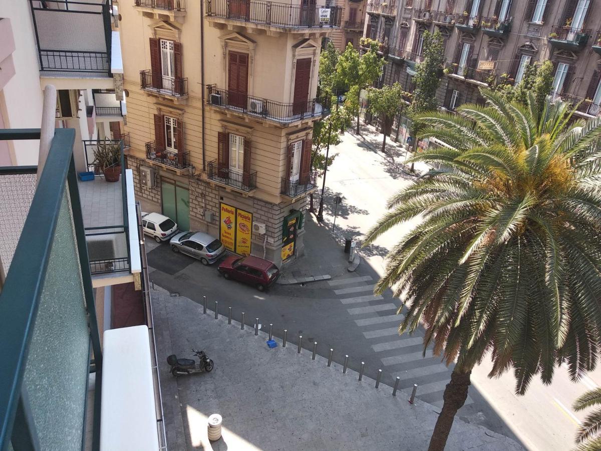 Lgb Students And Youth Tourists - New Friends Loves Flirt Adventures Palermo Ngoại thất bức ảnh